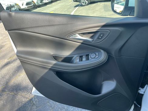 Used 2025 Buick Encore GX Preferred image 20