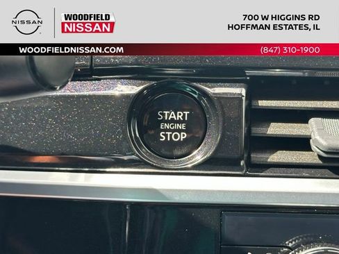 Certified 2025 Nissan Pathfinder SV w/ SV Premium Package AWD/4WD image 37