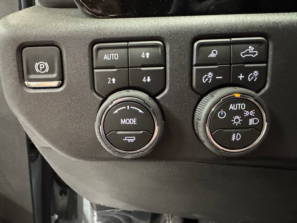 New 2026 Chevrolet Silverado 1500 RST w/ RST All Star Premium Package AWD/4WD image 20