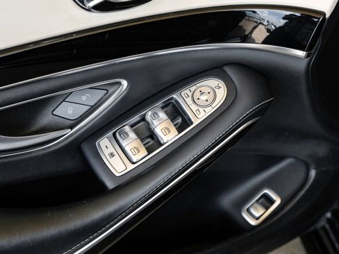 Used 2018 Mercedes-Benz S 560 Sedan image 42