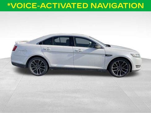 Used 2017 Ford Taurus SHO image 6