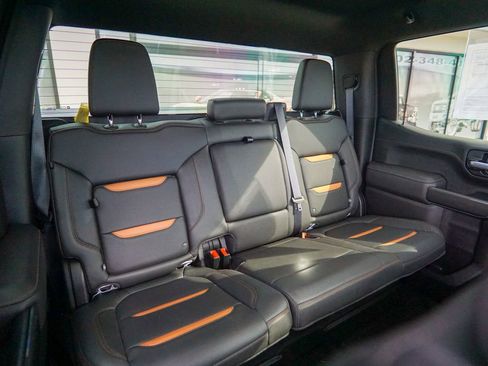 Used 2021 GMC Sierra 1500 AT4 image 32