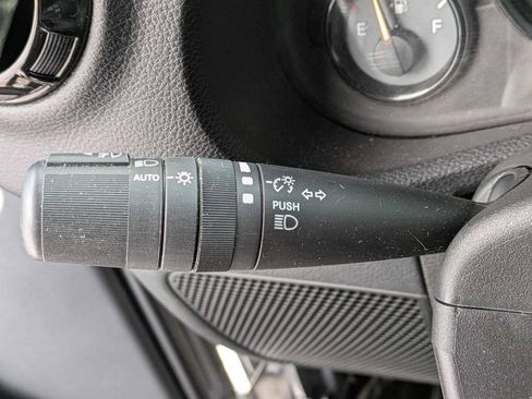 Used 2017 Jeep Wrangler Unlimited Sahara image 23