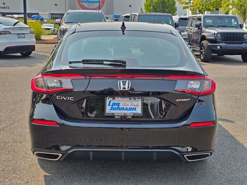 Used 2024 Honda Civic Sport Touring image 6