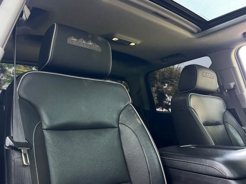 Used 2017 Chevrolet Silverado 2500 High Country w/ Duramax Plus Package AWD/4WD image 18