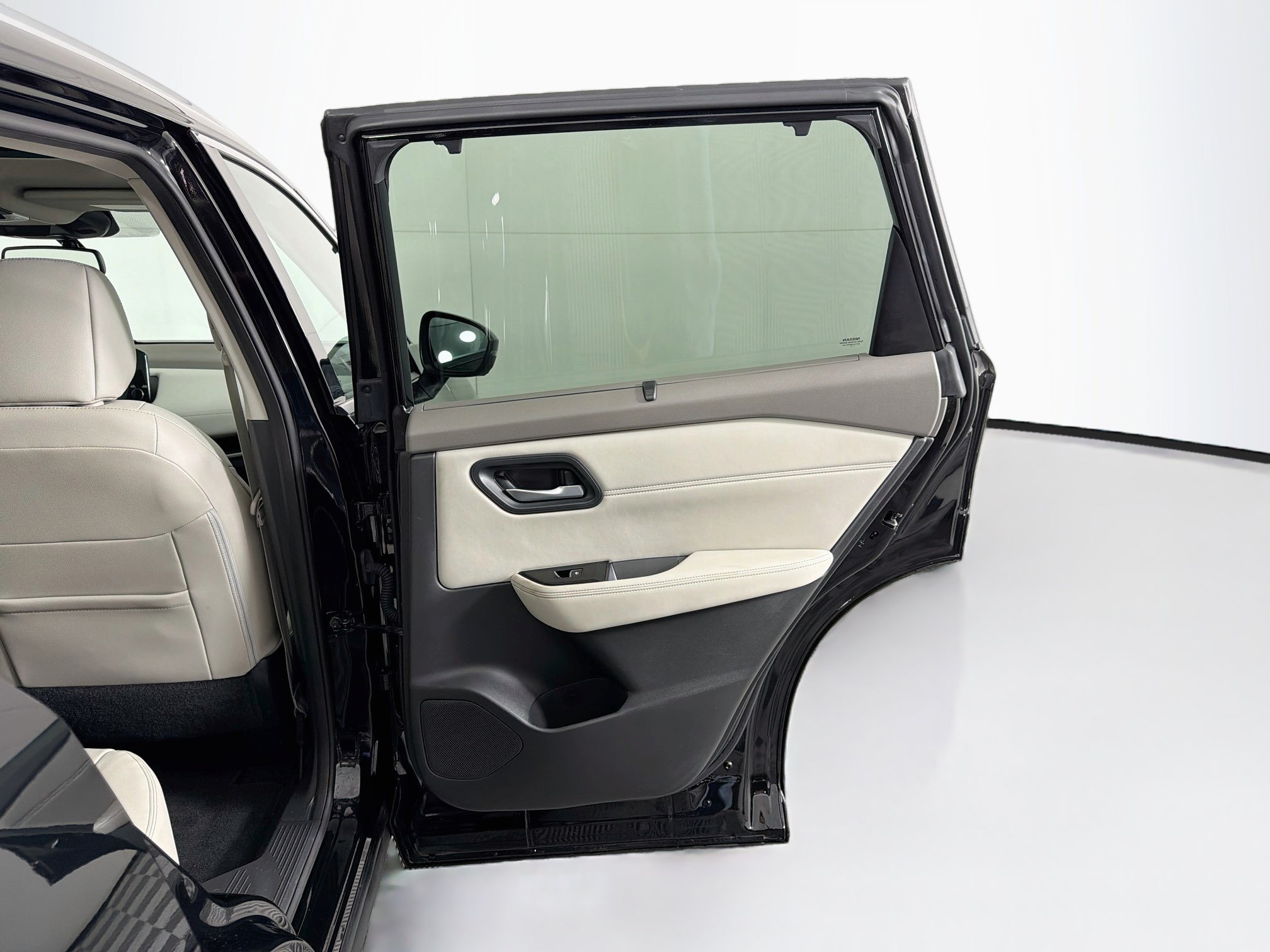Used 2023 Nissan Rogue SL w/ SL Premium Package FWD image 33