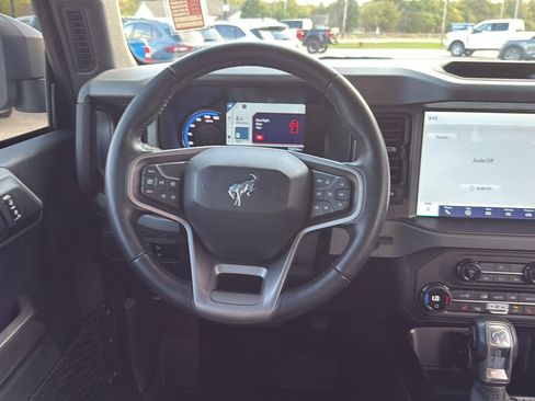 Used 2024 Ford Bronco Big Bend image 17