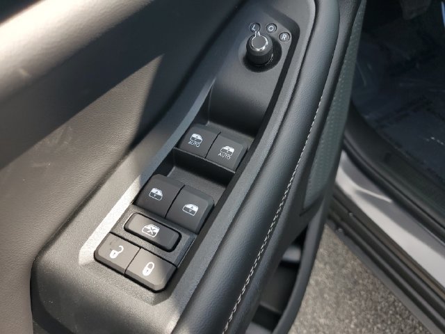 New 2026 Jeep Grand Cherokee Laredo AWD/4WD image 22