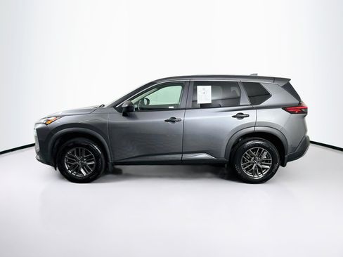 Used 2023 Nissan Rogue S AWD/4WD image 4