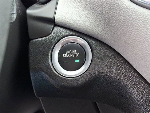 Certified 2023 Chevrolet Equinox LS image 17