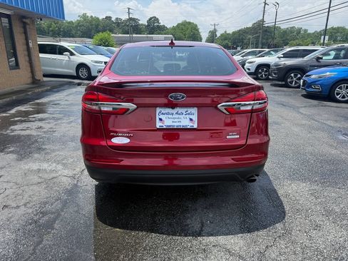 Used 2019 Ford Fusion SE w/ Equipment Group 151A FWD image 6