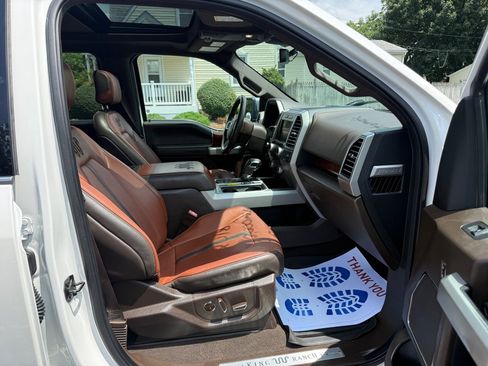 Used 2018 Ford F150 King Ranch w/ Equipment Group 601A Luxury AWD/4WD image 7