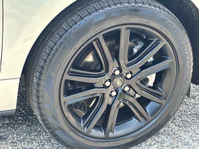 Certified 2024 Ford Edge ST-Line AWD/4WD image 16