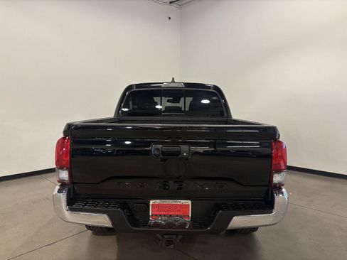 Used 2023 Toyota Tacoma SR5 AWD/4WD image 4