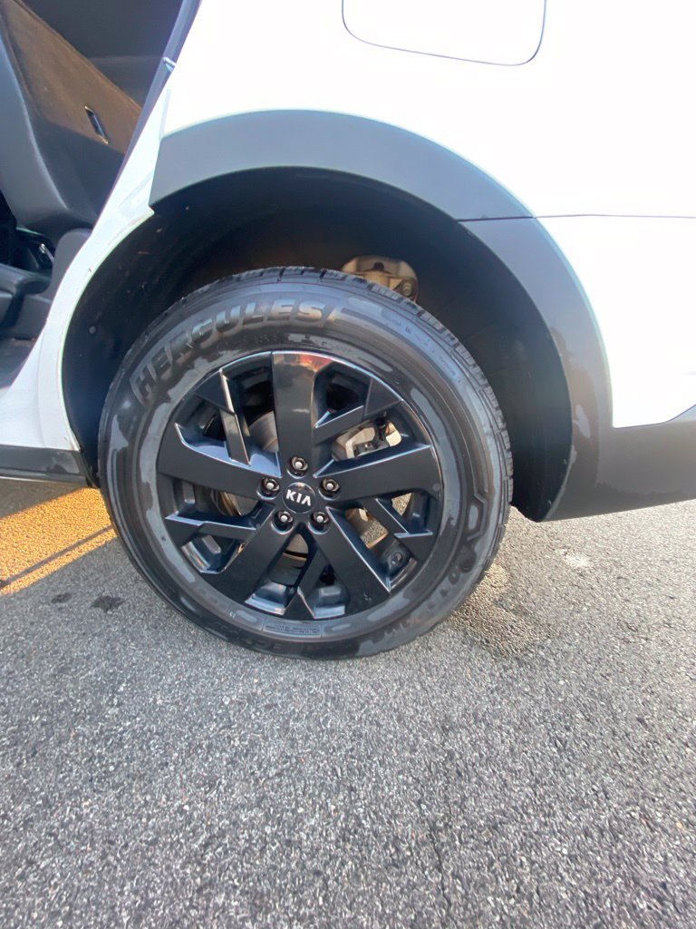 Used 2021 Kia Sorento S w/ Panoramic Sunroof Package AWD/4WD image 30