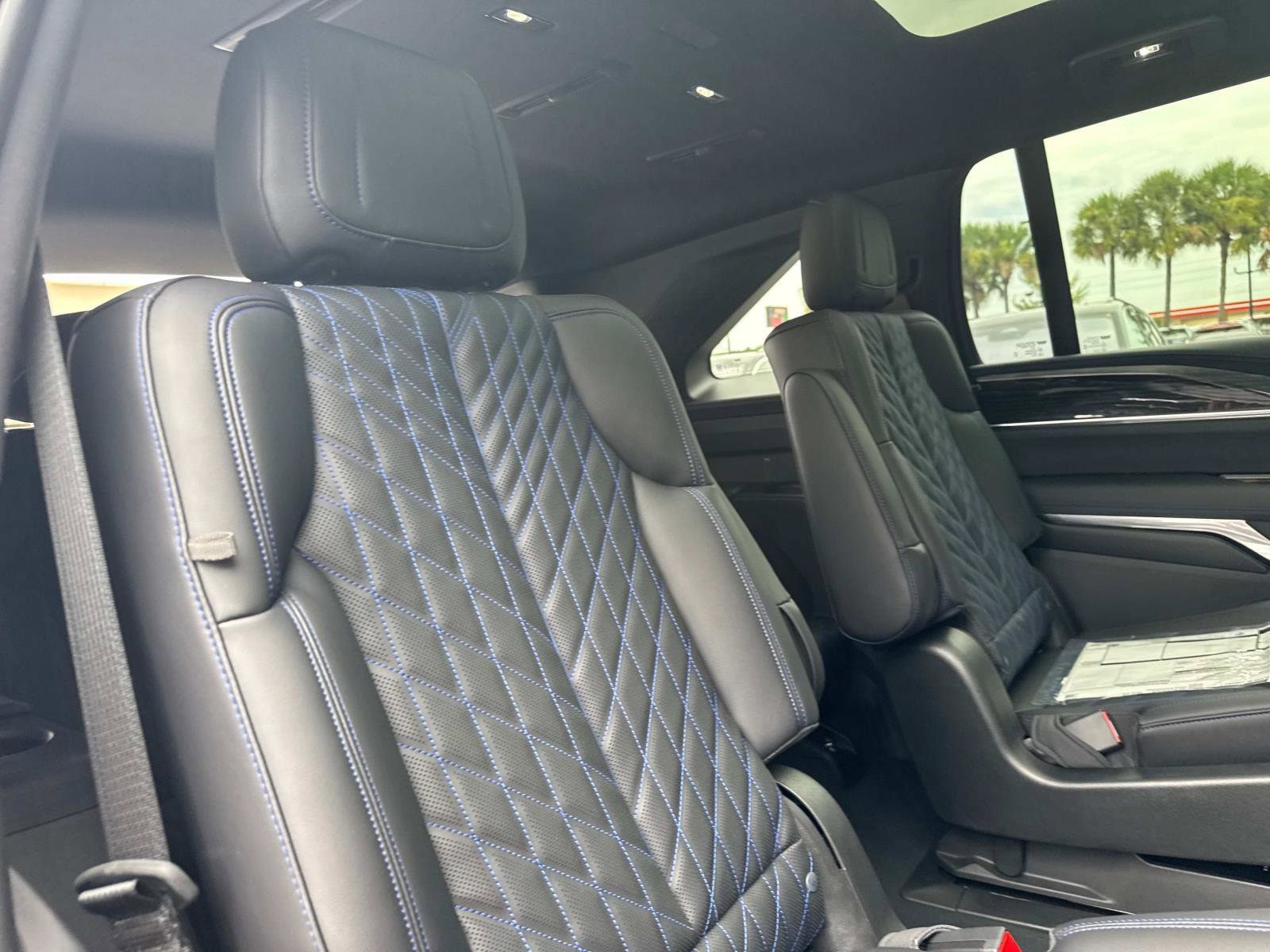 New 2025 Cadillac Escalade IQ Luxury 1 AWD/4WD image 28