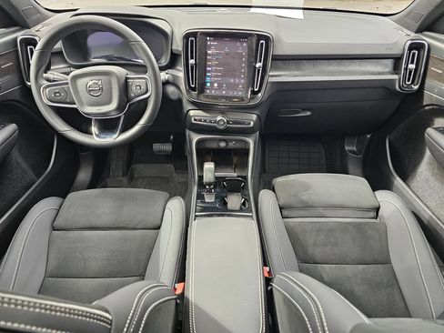 Used 2023 Volvo C40 P8 Recharge Ultimate w/ Protection Package Premier AWD/4WD image 17