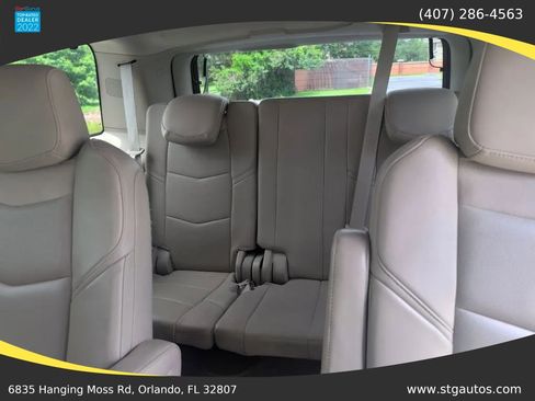 Used 2015 Cadillac Escalade 2WD image 17