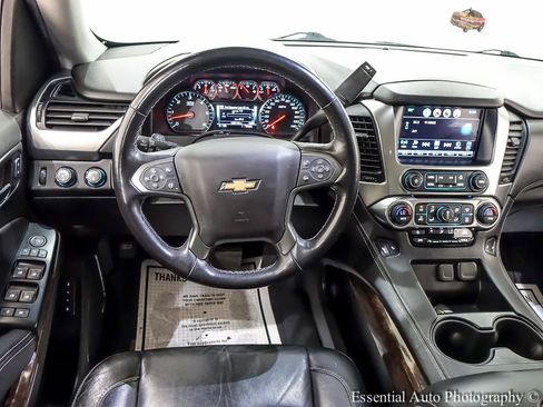 Used 2019 Chevrolet Tahoe LT w/ RST Edition AWD/4WD image 18