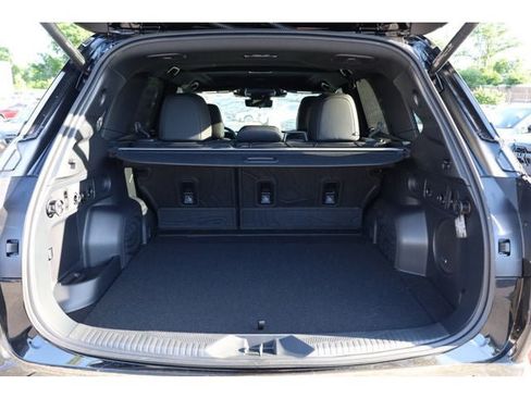 New 2026 Subaru Forester Touring w/ Touring Hybrid Package AWD/4WD image 36