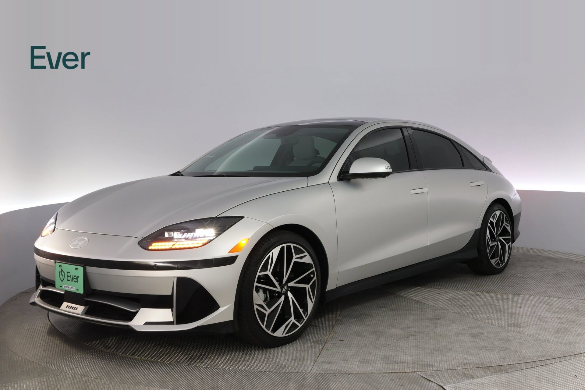Used 2023 Hyundai Ioniq 6 Limited w/ Cargo Package RWD image 2