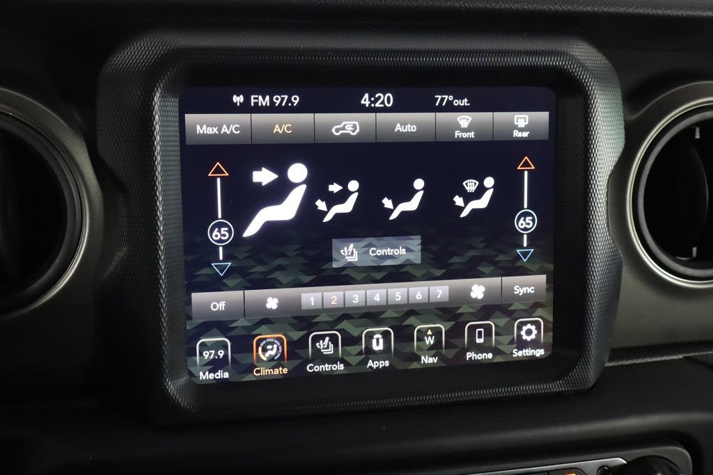 Used 2023 Jeep Wrangler Unlimited w/ Sun & Screen Package AWD/4WD image 32