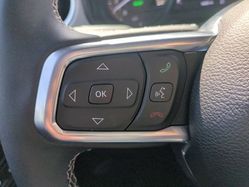 Used 2025 Jeep Wrangler Unlimited Sahara w/ Safety Group AWD/4WD image 28