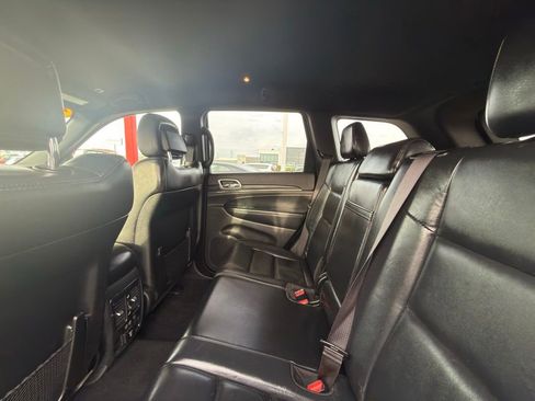 Used 2019 Jeep Grand Cherokee Limited AWD/4WD image 28