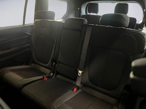 New 2025 Jeep Grand Cherokee L Laredo w/ Trailer Tow Package image 17