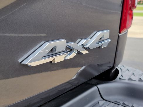 Used 2025 RAM 2500 Big Horn AWD/4WD image 22