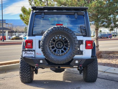 Used 2021 Jeep Wrangler Unlimited Rubicon image 4