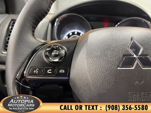 Used 2025 Mitsubishi Outlander Sport AWD image 23