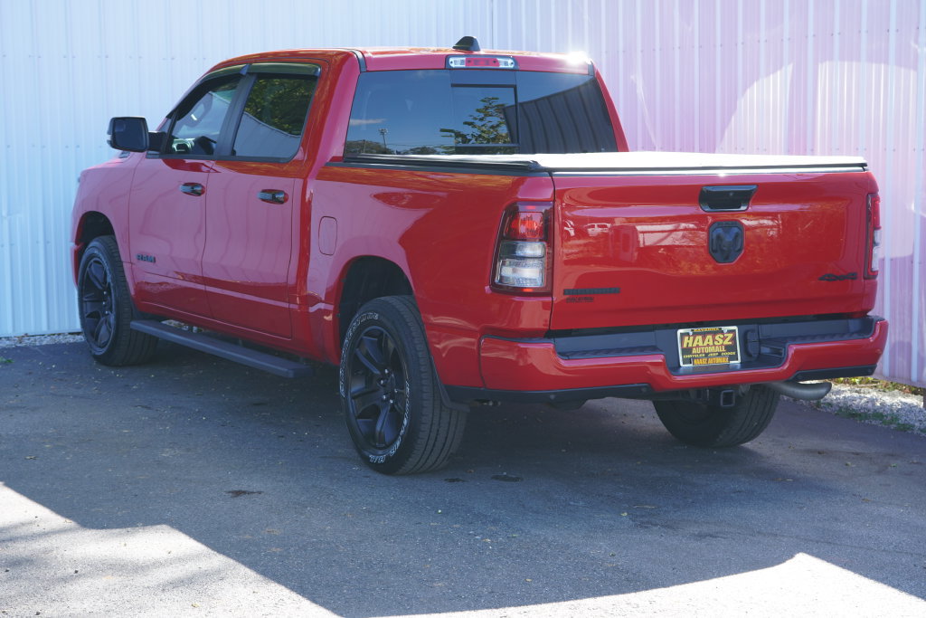 Used 2024 RAM 1500 Big Horn AWD/4WD image 4
