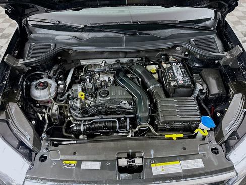 Used 2022 Volkswagen Taos SE image 28