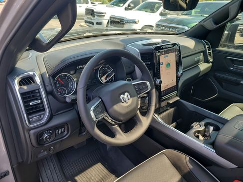 Used 2025 RAM 1500 Laramie w/ Sport Appearance Package RWD image 21