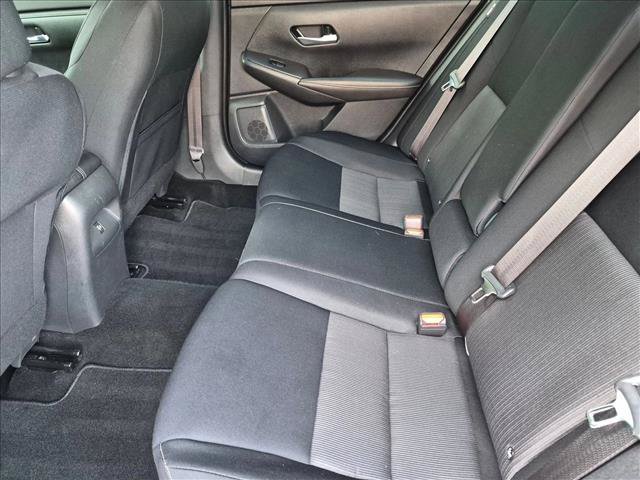Used 2020 Nissan Sentra SV FWD image 17