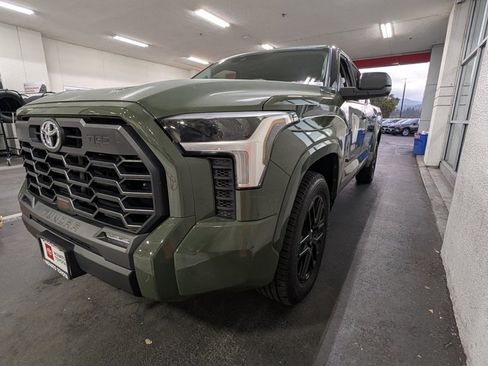 Used 2023 Toyota Tundra SR5 image 3