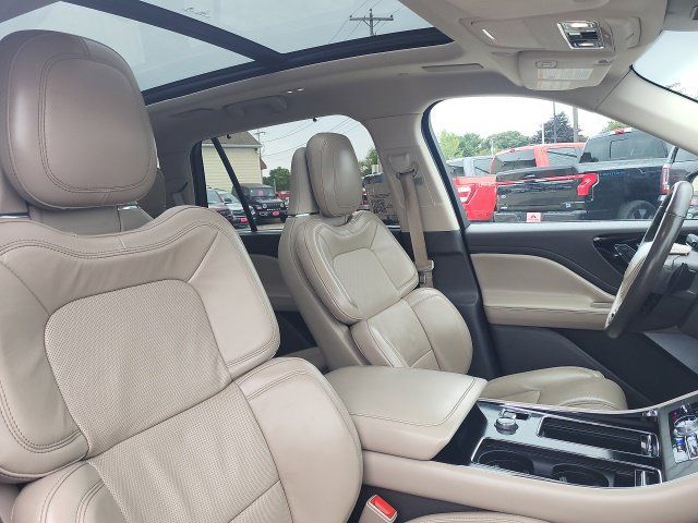 Used 2020 Lincoln Aviator Reserve w/ Equipment Group 202A AWD/4WD image 20