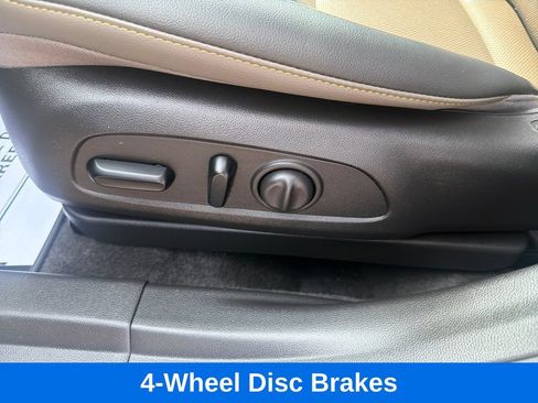 Used 2024 Chevrolet Trax ACTIV w/ Driver Confidence Package FWD image 13
