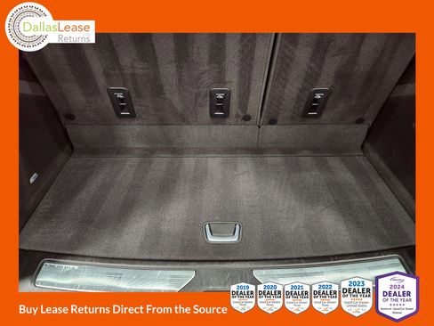 Used 2024 Cadillac Escalade Sport Platinum w/ LPO, ONYX Package image 56