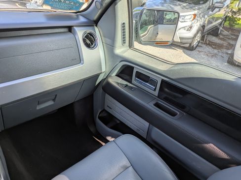 Used 2011 Ford F150 Platinum RWD image 17