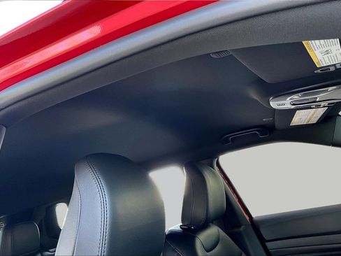 Used 2026 Jeep Compass Latitude image 26