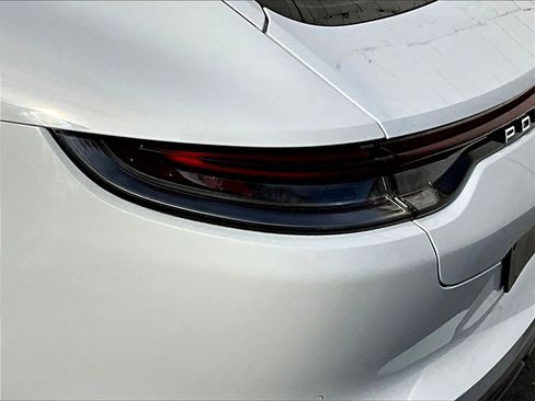 Certified 2022 Porsche Panamera 4 image 31