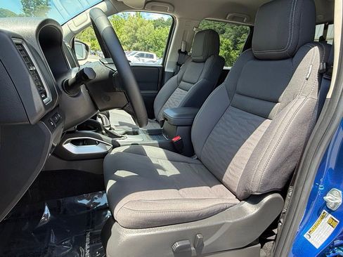 Used 2024 Nissan Frontier SV w/ Technology Package image 14