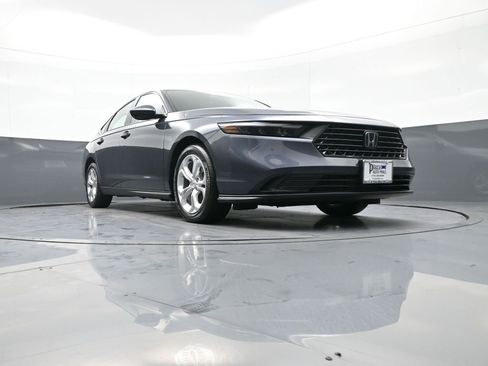 Certified 2023 Honda Accord LX image 27