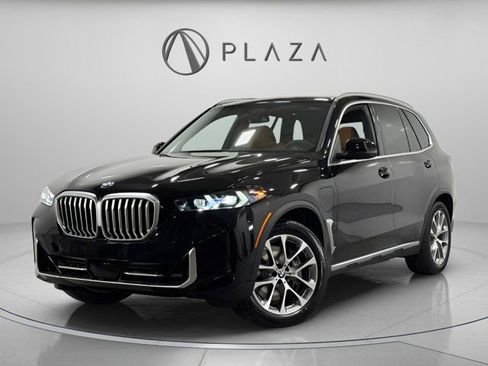 New 2026 BMW X5 xDrive50e image 1