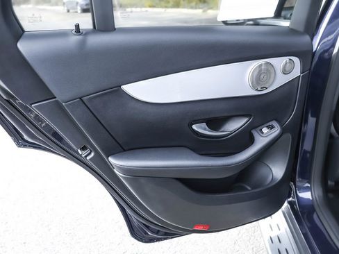 Used 2021 Mercedes-Benz GLC 300 4MATIC Coupe image 23