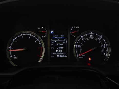 Used 2023 Toyota 4Runner Limited AWD/4WD image 27