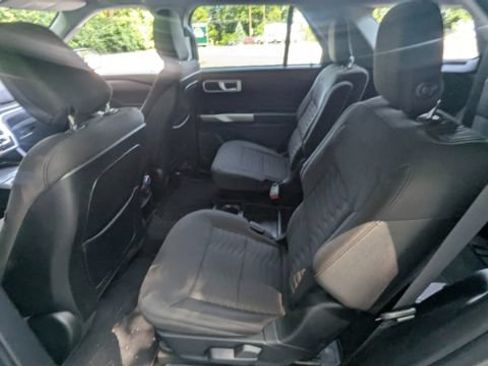 Used 2020 Ford Explorer XLT w/ Comfort Package AWD/4WD image 21