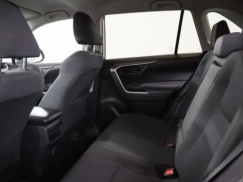 Used 2020 Toyota RAV4 LE w/ Carpet Mat Package AWD/4WD image 29